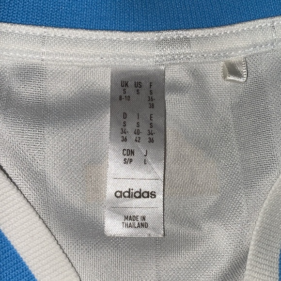 Adidas sports wear cropped shirt - Picture 3 of 7